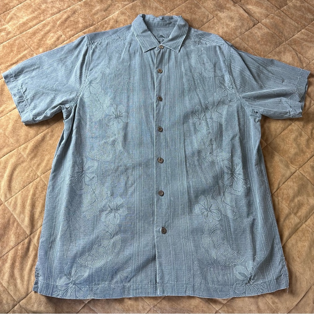 Tommy Bahamas 100% Silk Short Sleeve Button Down Gray Floral Mens Large
